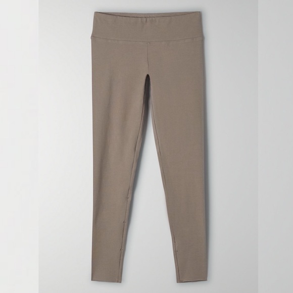 Aritzia TNA Atmosphere Leggings Taupe Size Medium - Picture 2 of 11